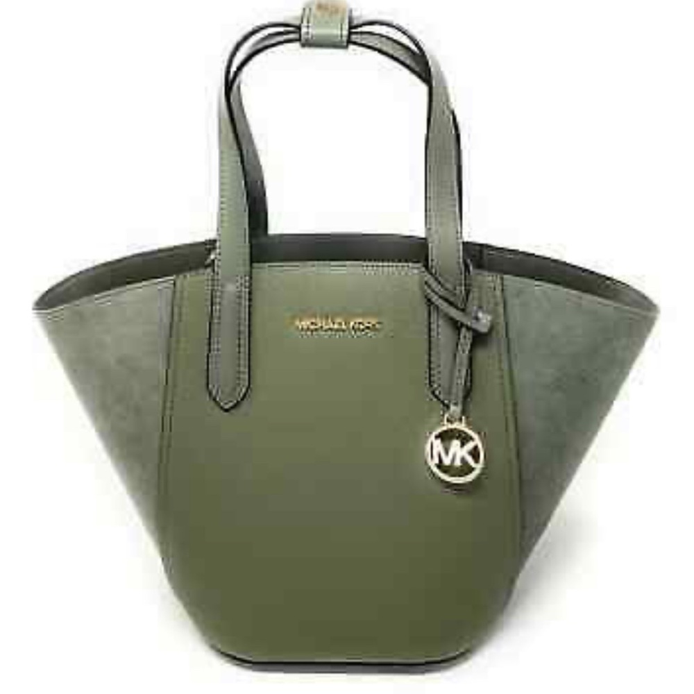 NWOT Michael Kors Portia in Olive